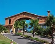 מלון Valtur Club Colonna Beach